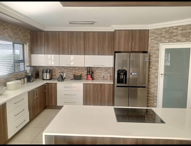 4 BEDROOM HOUSE FOR SALE IN SUNWARD PARK